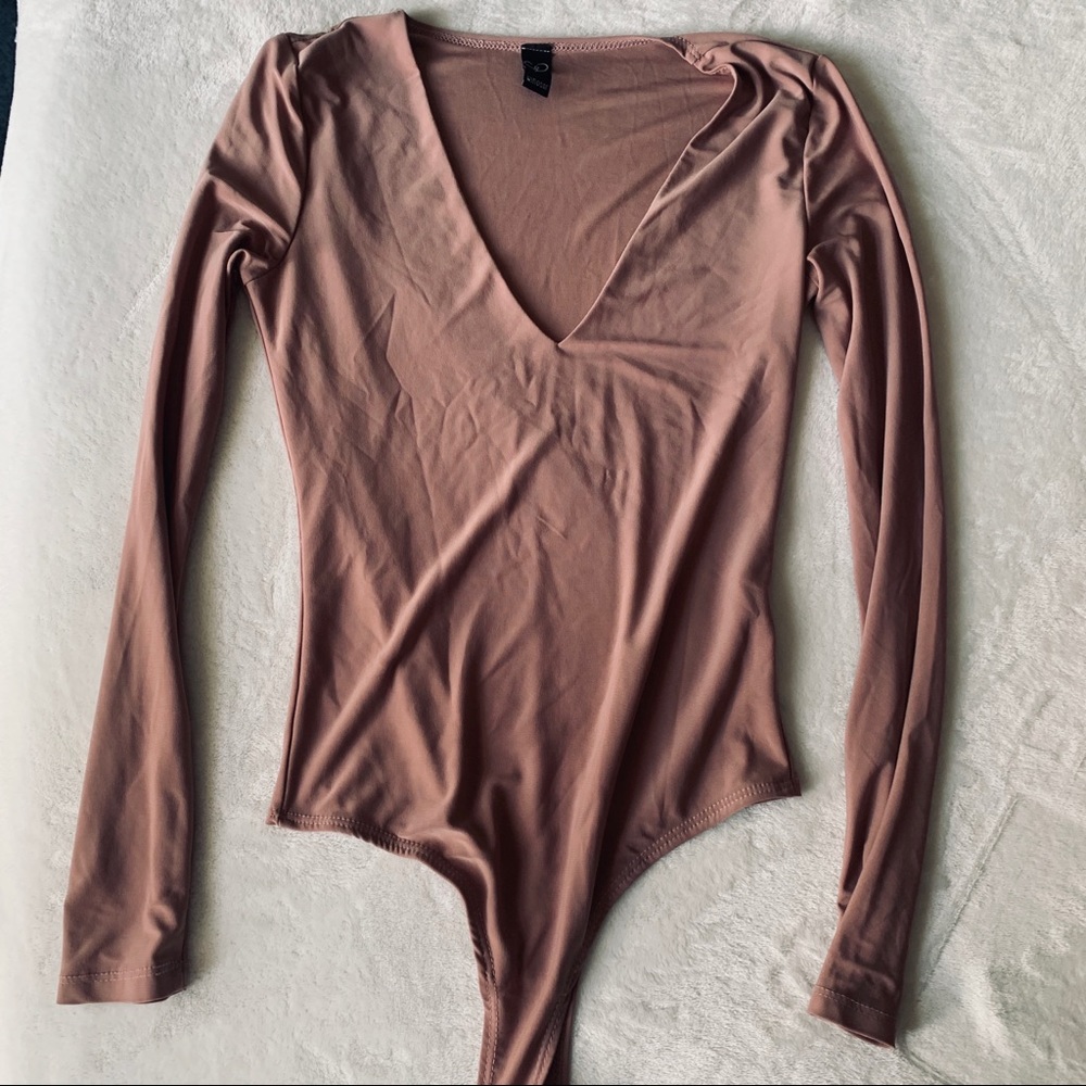 Nude lowcut bodysuit